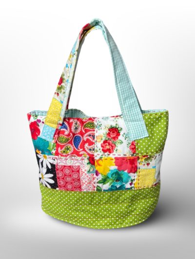 A Potpourri of Reds Tote